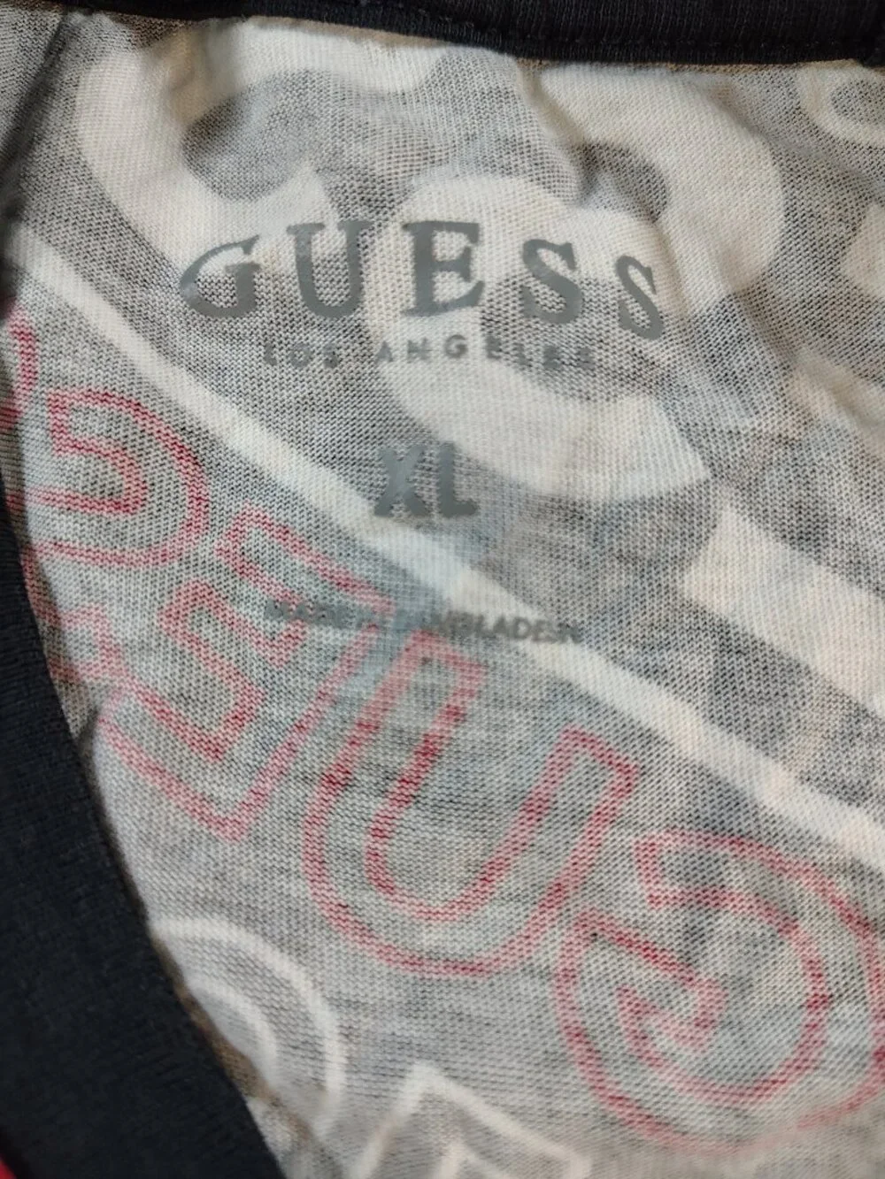 Men's XL Guess Graphic T-Shirt - Picture 3 of 8